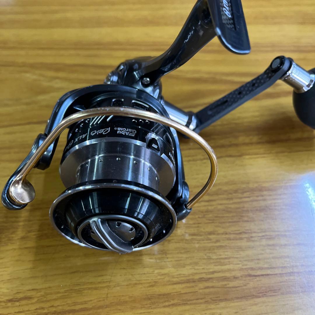 アブガルシア　Revo ALX THETA 4000SH スピニングリール