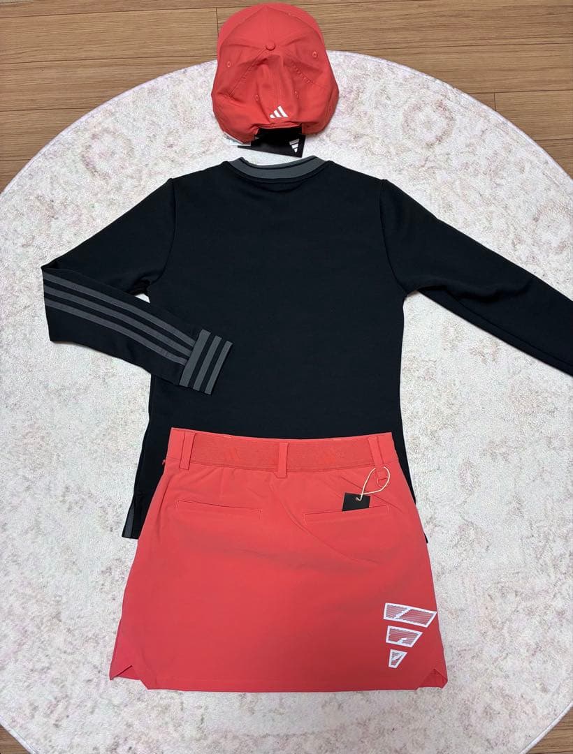【3点セット】新品　M アディダス モックネック　スカート　ツアーキャップ