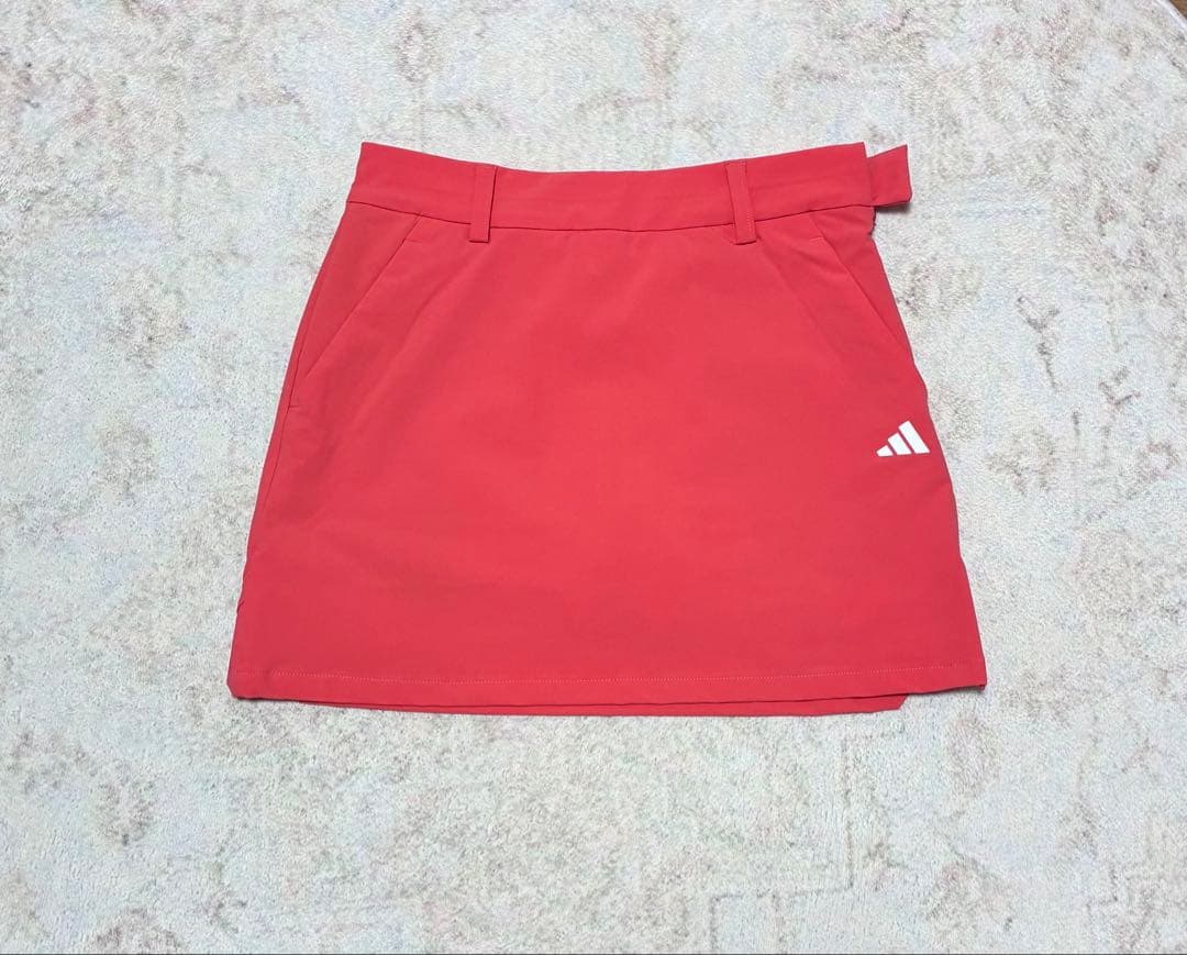 【3点セット】新品　M アディダス モックネック　スカート　ツアーキャップ
