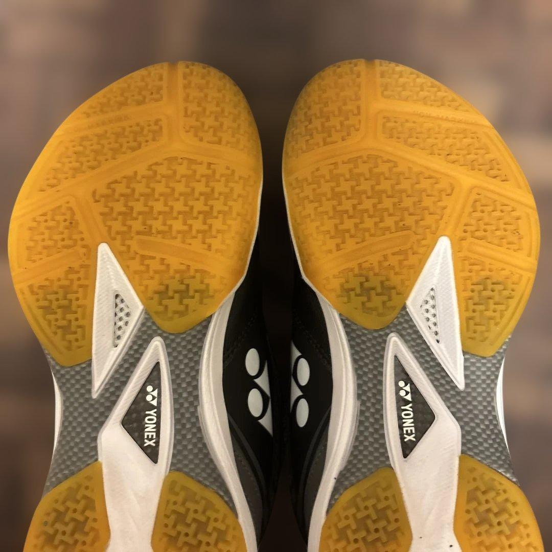 YONEX パワークッション65Z バドミントンシューズ ブラック　24cm