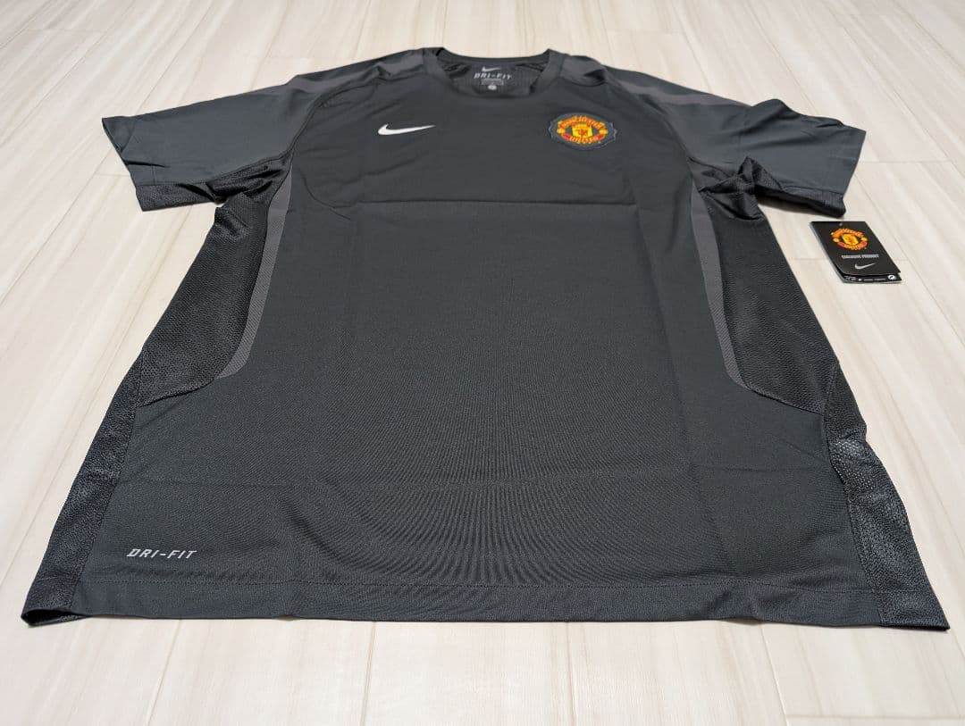 NIKE マンチェスターユナイテッド トレーニングシャツ L 10-11 新品