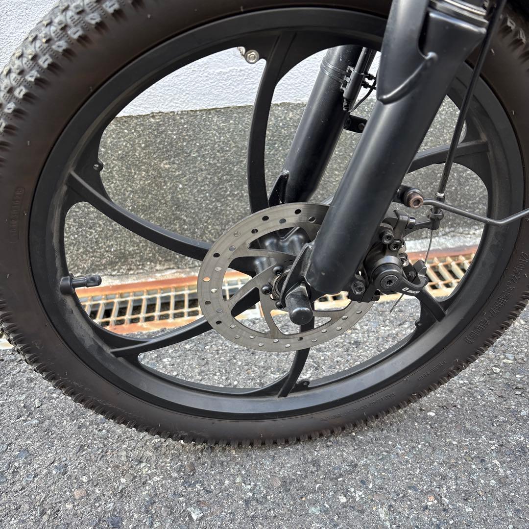 美品 超大容量バッテリー 電動アシスト自転車 カスタム ブラック 20インチ