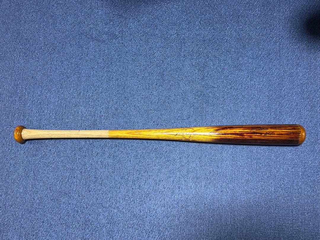 希少品ジュン・イシイ製硬式用圧縮バッ ト 王貞治直筆サインバット