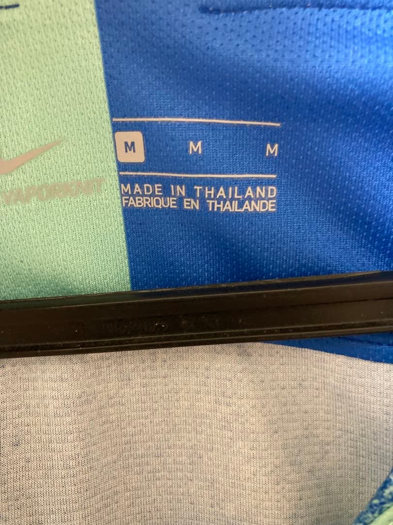 NIKE シャツ　半袖　Ｍサイズ　希少