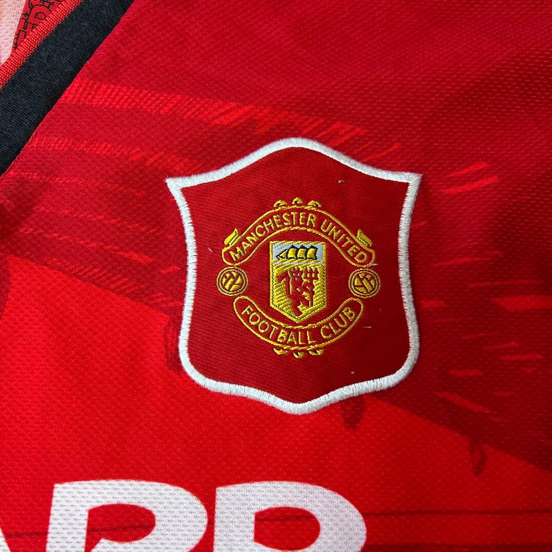 コ*ロ様 【当時物】マンチェスター・ユナイテッド Umbro 1996〜1997