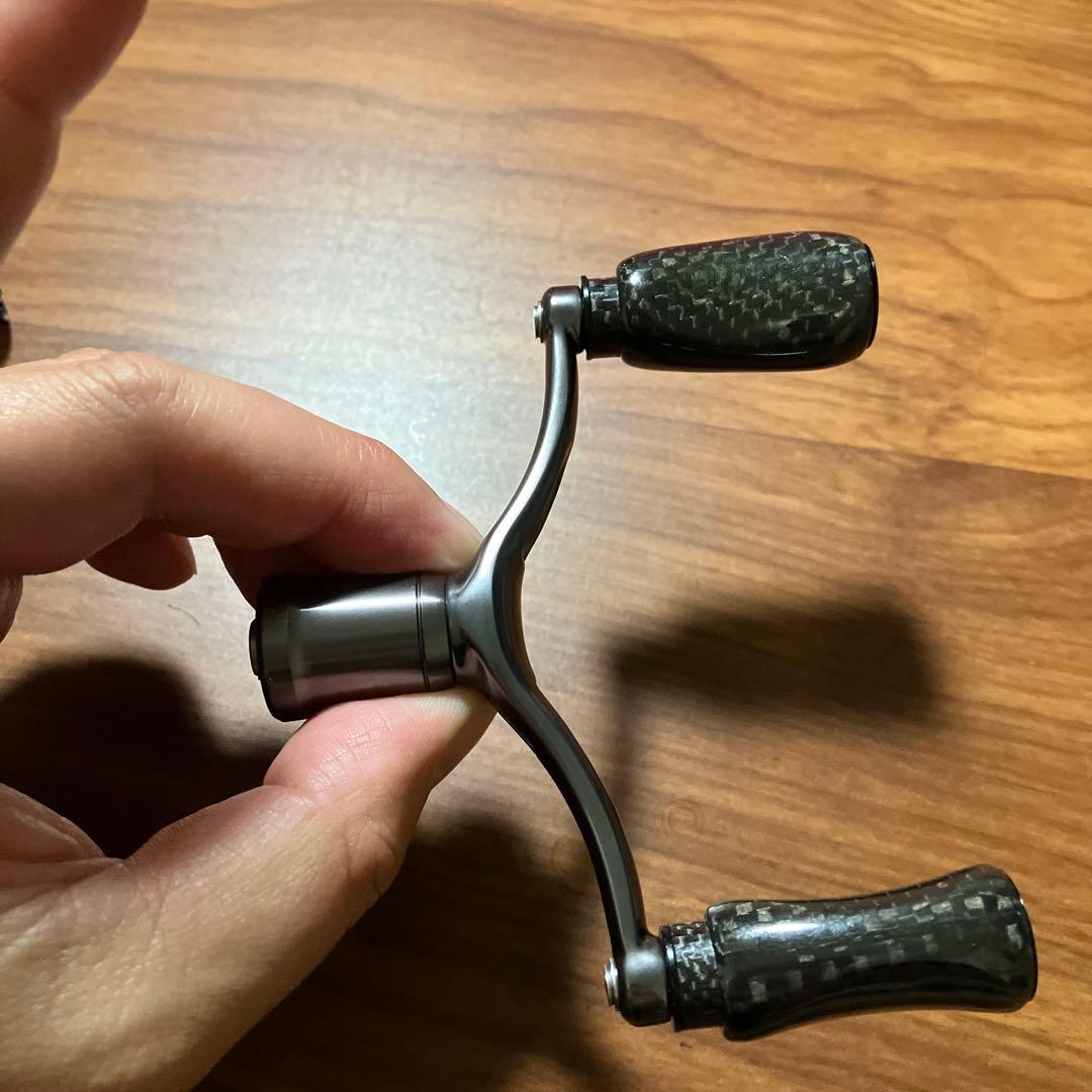 美品レア　ダイワ用　ダブルハンドル　カーボンロングノブ　ゴメクサス　スタンド