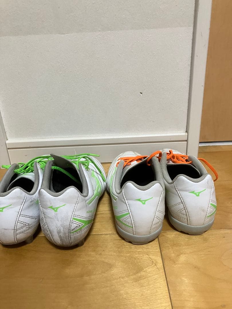 専用ミズノ22センチ モナルシーダ NEO3 サッカーシューズ2足セット中古ス