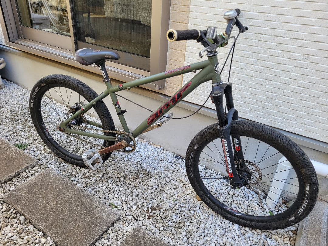 DMR マウンテンバイクオリーブグリーン修理必要箇所あり