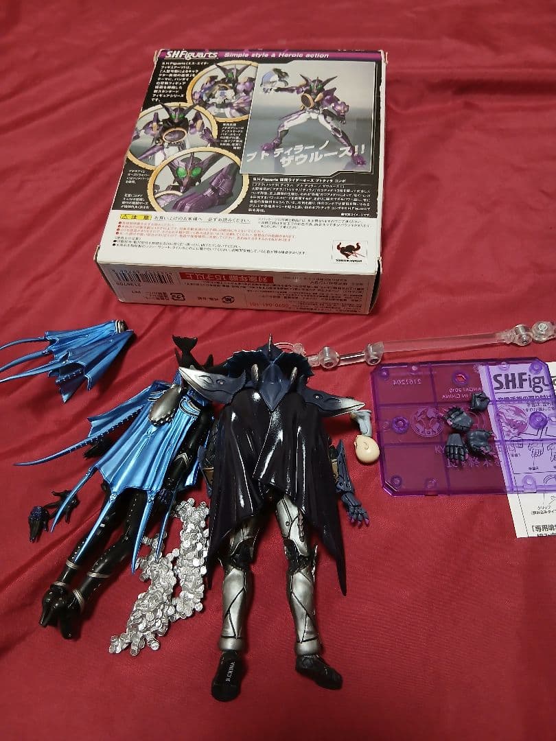 SHFフィギュアーツ　オーズセット