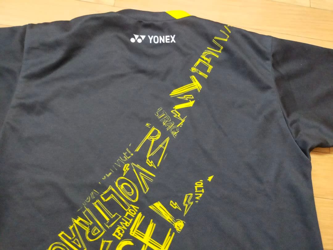 YONEX VOLTRAGE 限定Tシャツ M ブラック/イエロー