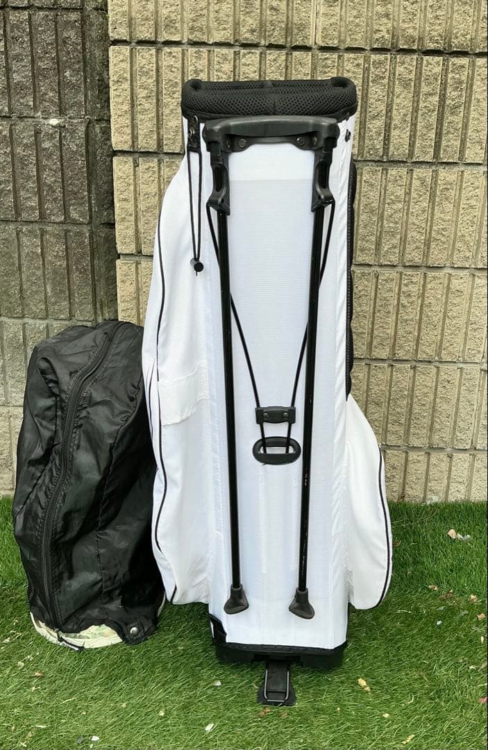 TaylorMade テーラーメイドスタンドキャディバッグ