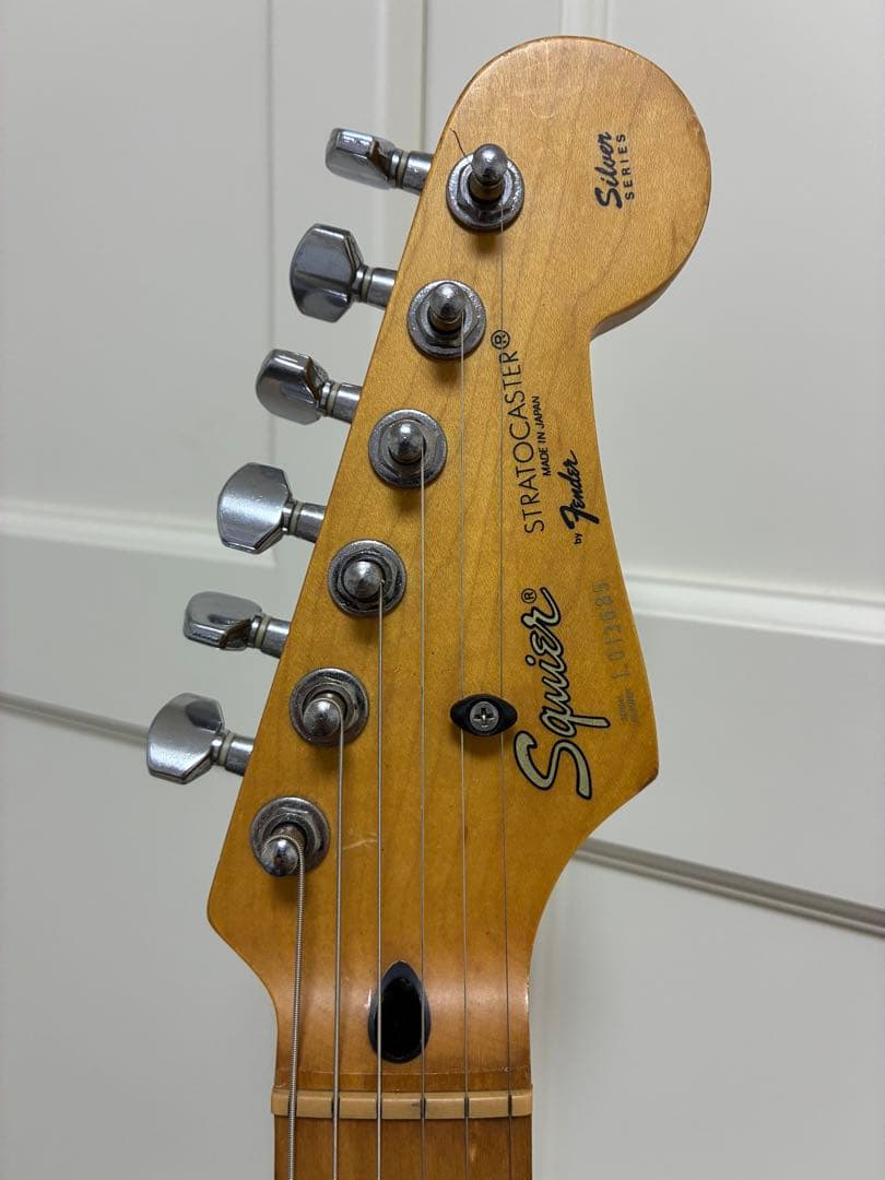 Squier Silver series Lシリアル