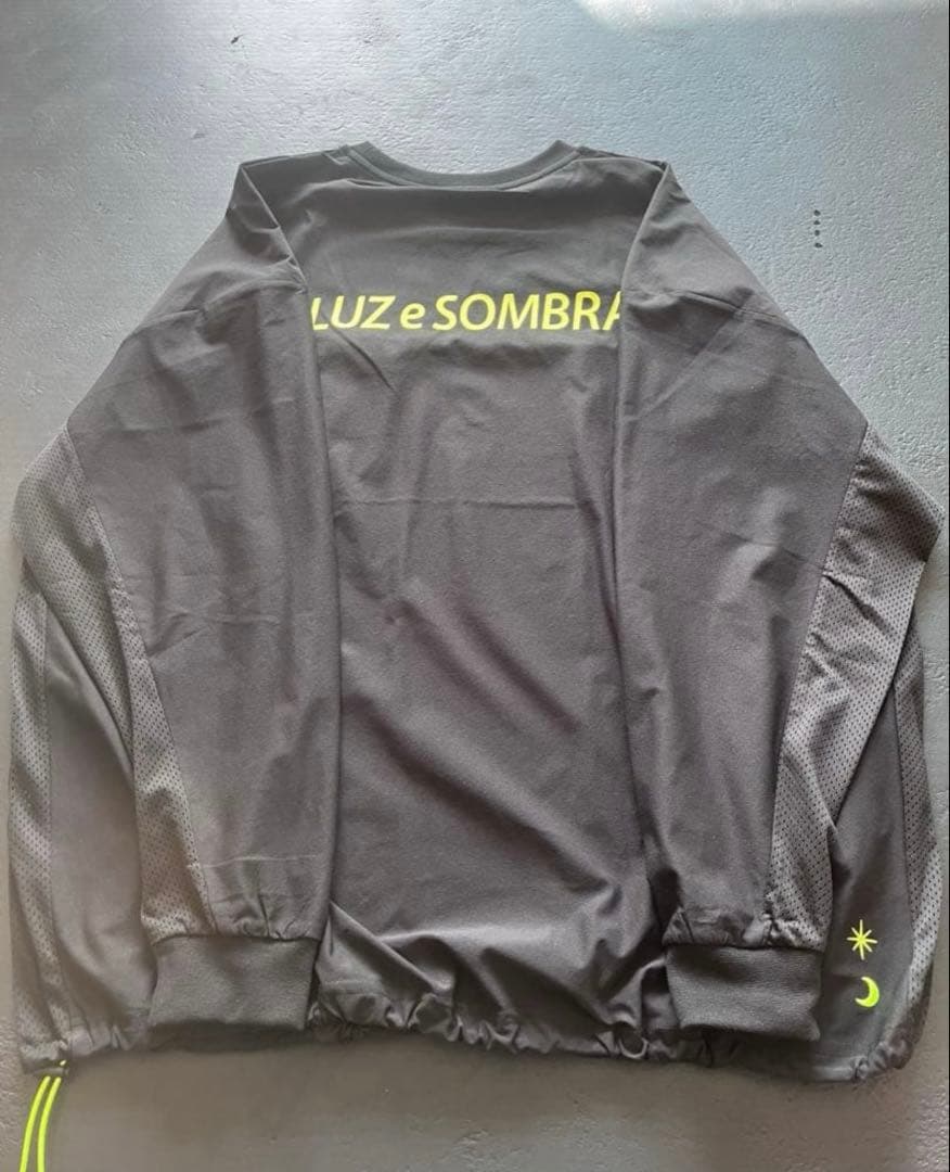 Luz e Sombra XL LIGHTTECH ピステ　ブラック