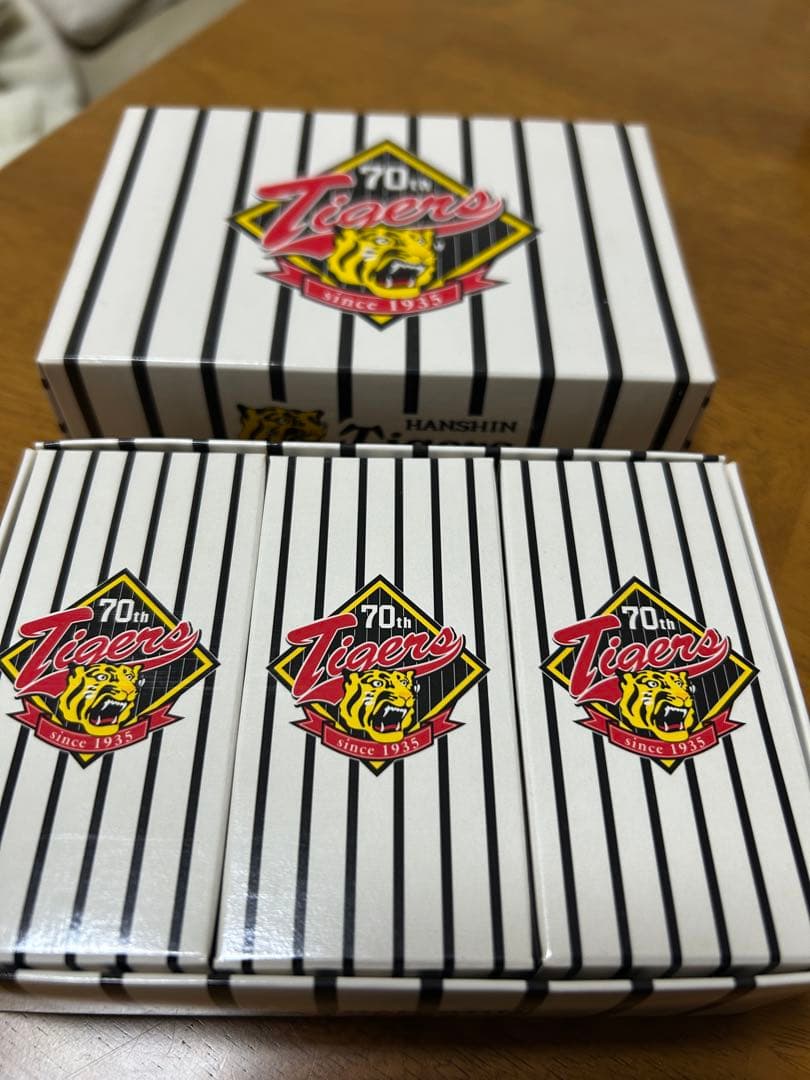 【阪神タイガース】ロゴ入り ゴルフボール セット 12個