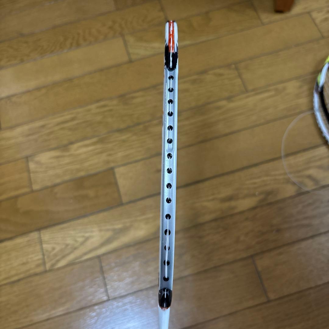YONEX Voltric 70 バドミントンラケット