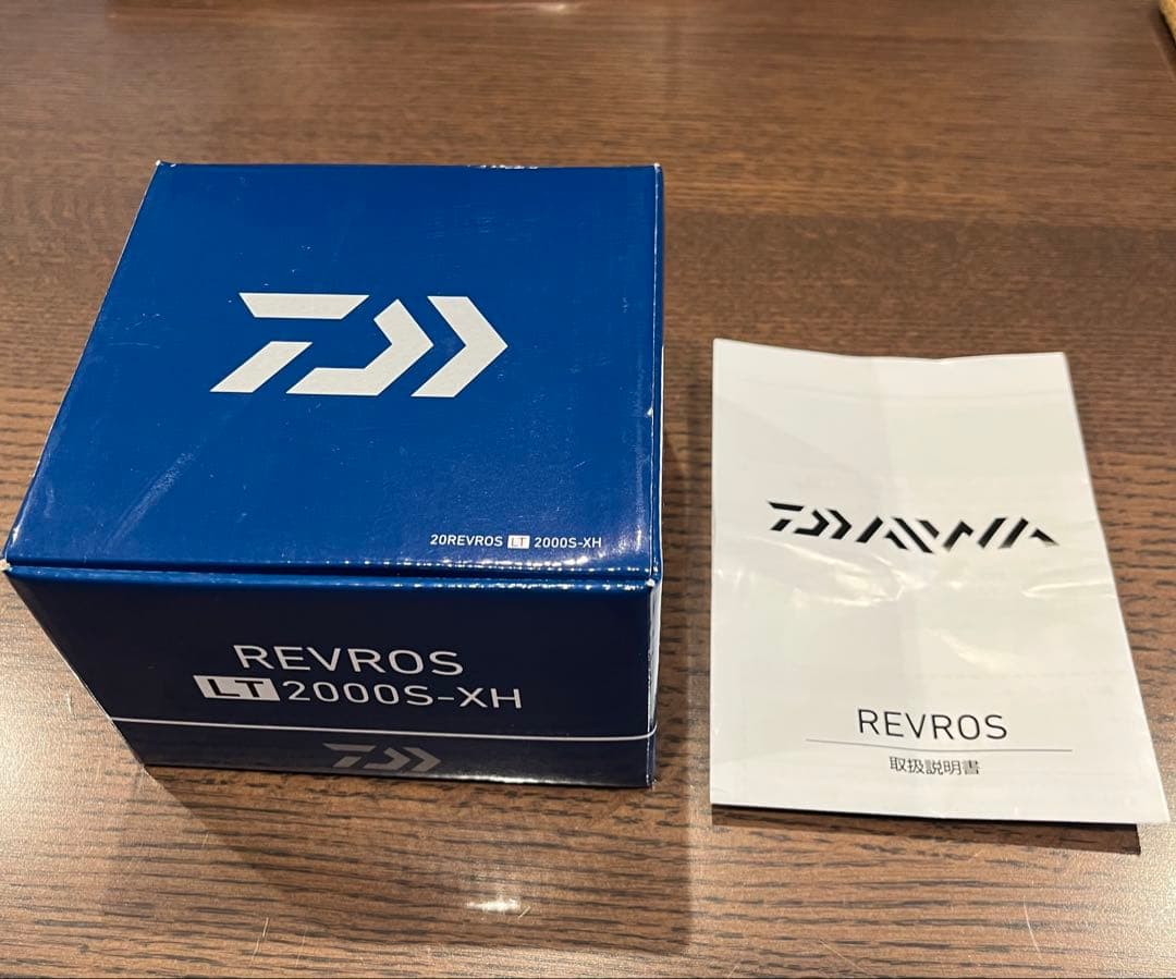 ダイワ 20レブロスLT2000S-XH　DAIWA　未使用品