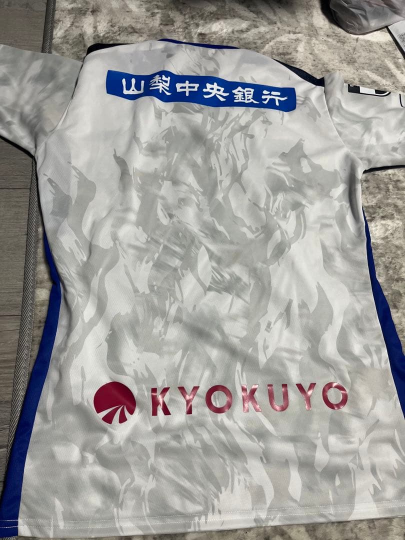 ヴァンフォーレ甲府 グレーシャツ