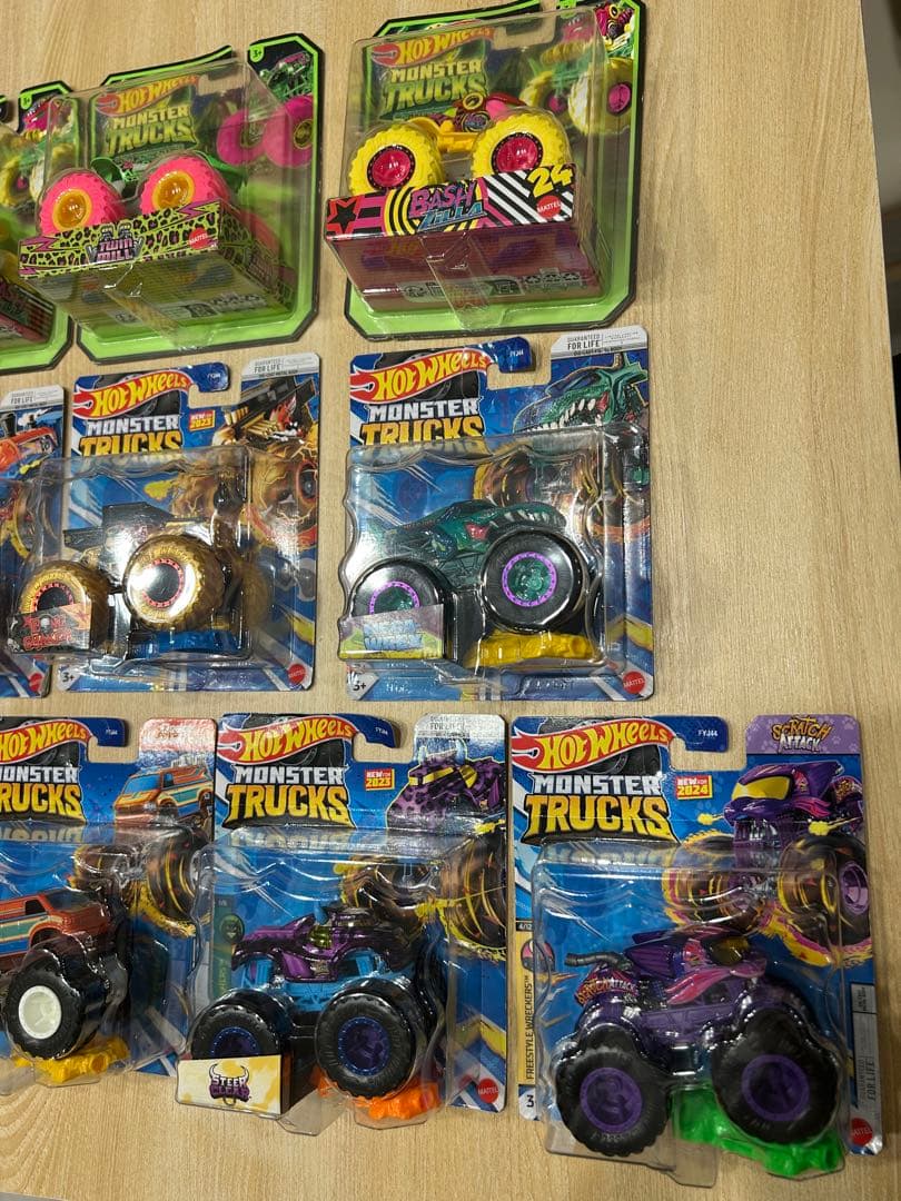 ホットウィール　モンスタートラック　まとめ売り　16台セット