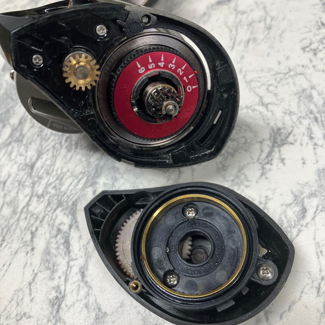 中古　エラン　ワイドパワー　71BR 右巻き　ベイトリール　怪魚　ライギョ