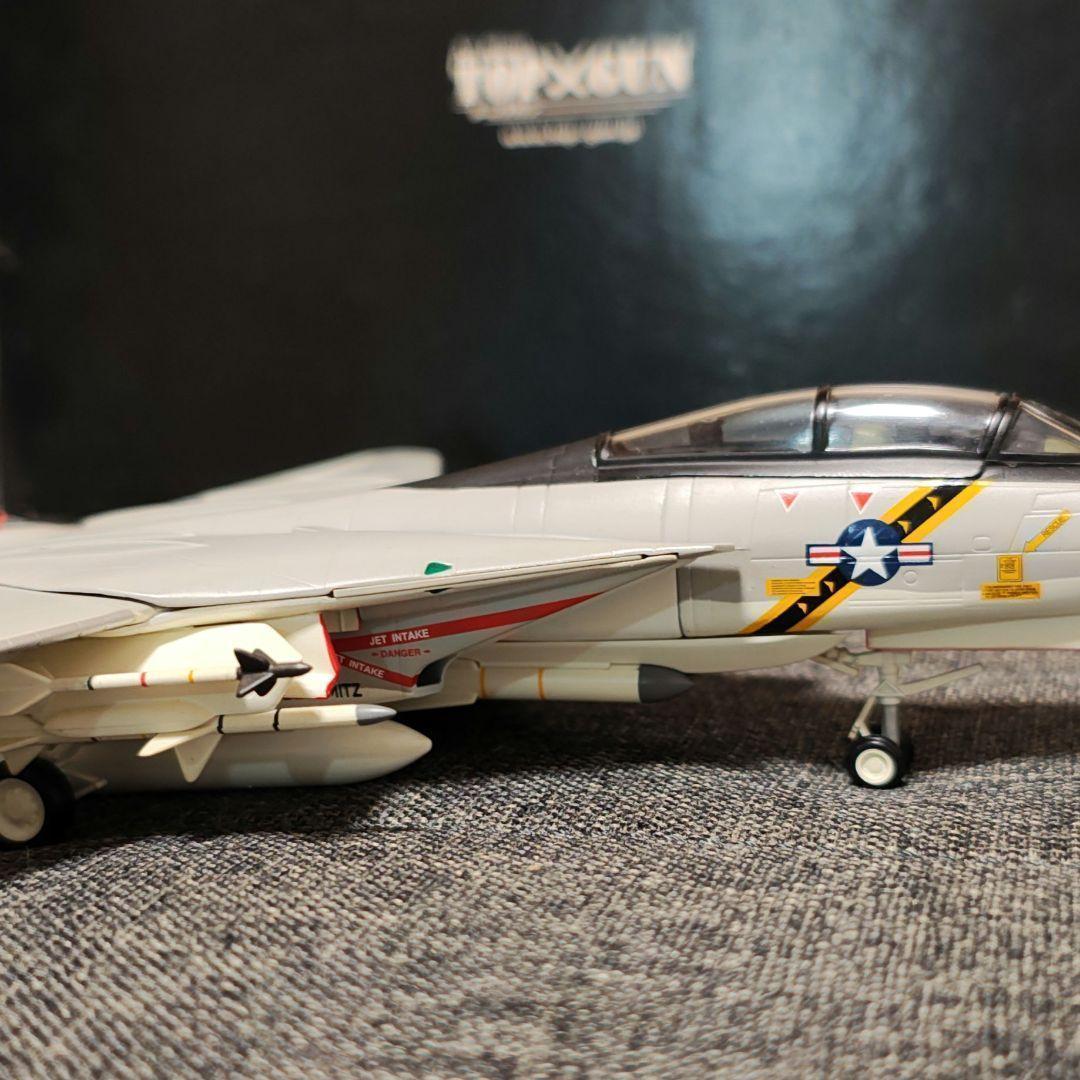 ホーガン　F-14A トムキャット　ジョリー・ロジャース　1/80