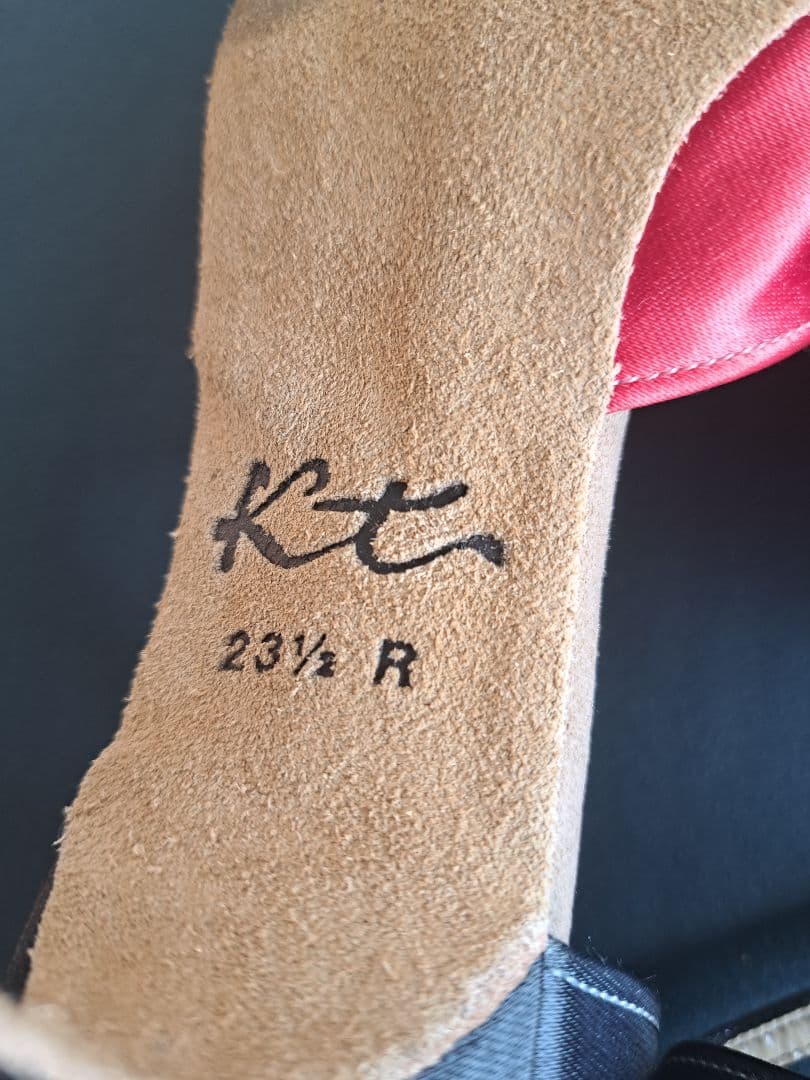 【Kent】23.5cm R 赤黒ラテンシューズ