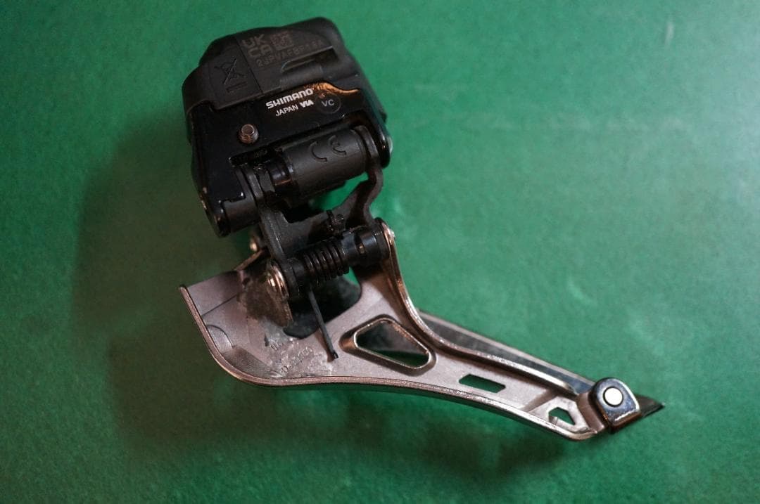 DURAーACE　Di2　FD-R9250　フロントディレイラー