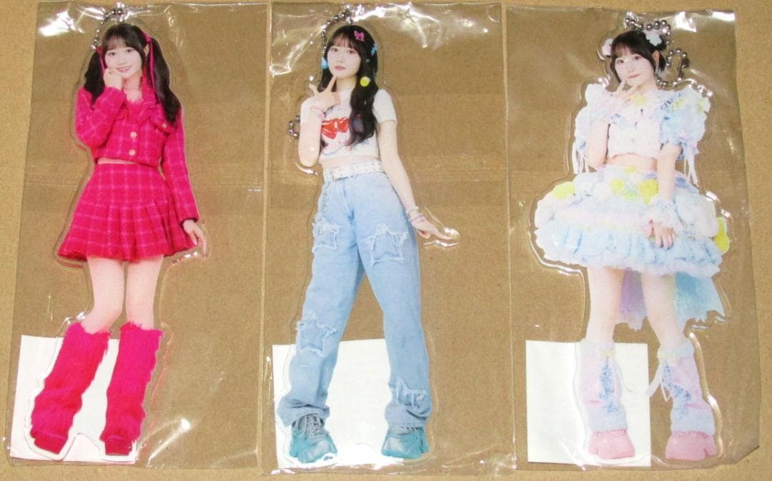 小倉唯 So☆Lucky アクリルキーホルダー 3種セット