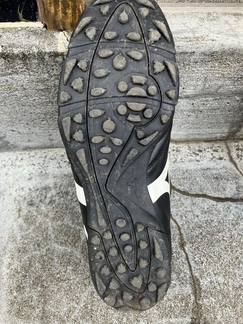 【美品】Mizuno モナルシーダ 黒/赤　トレシュー25.5cm
