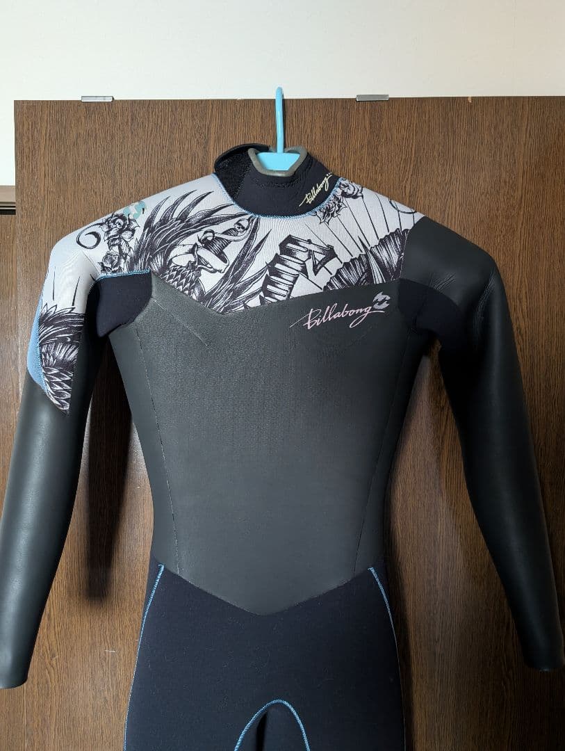 BILLABONG カスタムメイド ウェットスーツ　セミドライ女性用