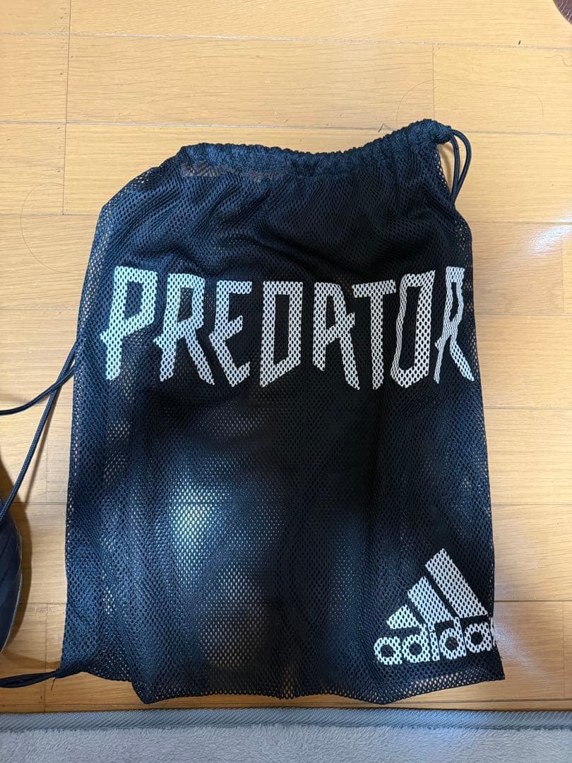 adidasプレデター18+ FG サッカースパイク袋付きトップモデル 27cm