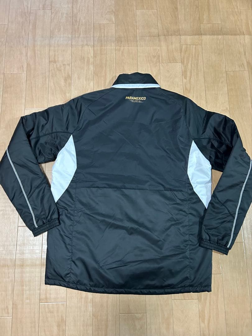 PUMA ウィンドブレーカー ブラック　サイズO