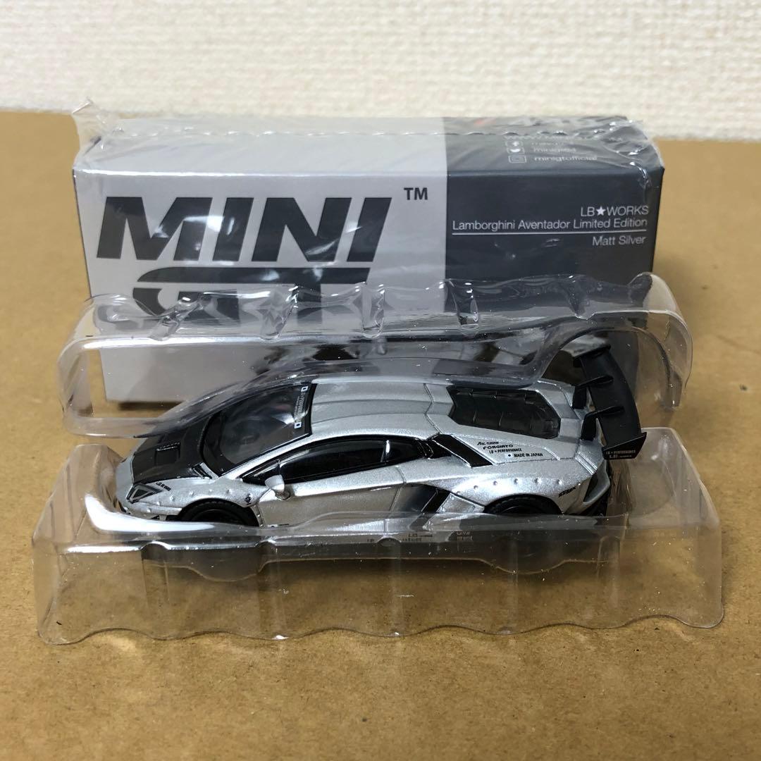 MINI GT　LBワークス　ランボルギーニ アヴェンタドール　マット シルバー