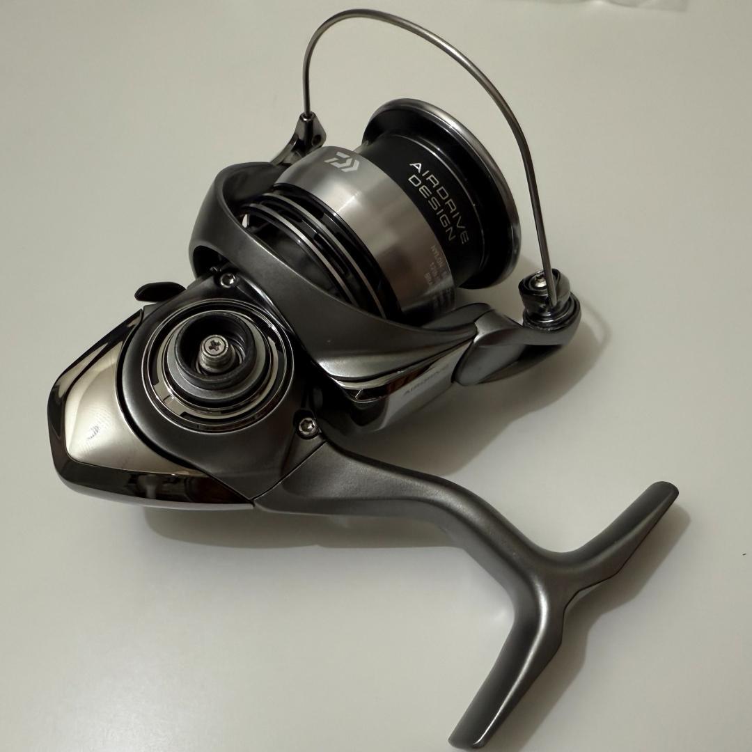 DAIWA 23 EXCELER LT3000-CXH ダイワ エクセラー 新品
