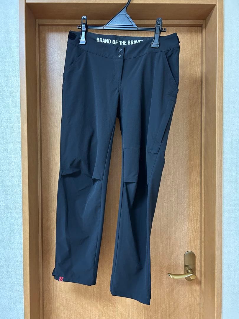 adidas ファイブテン　マウンテンバイク　黒パンツ Mサイズ ポケット付き
