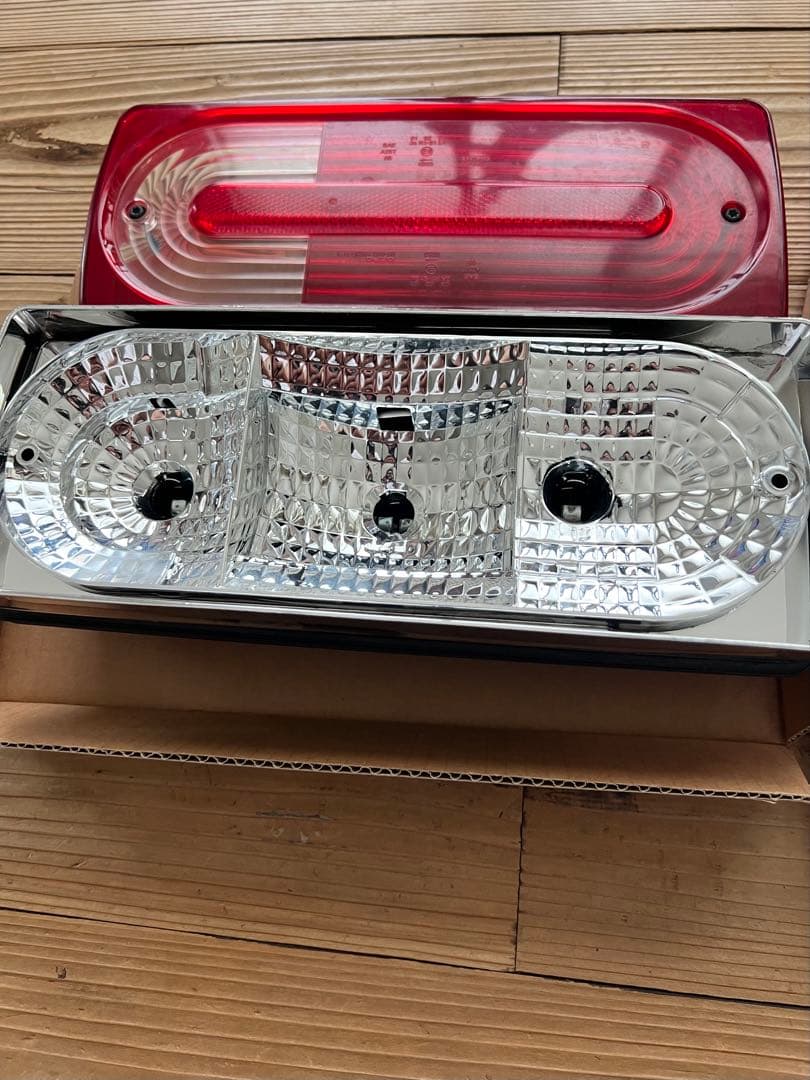 ⭐️本日限定値下げ⭐️ベンツ W463 ゲレンデ　Gクラス DEPO製 テールライト