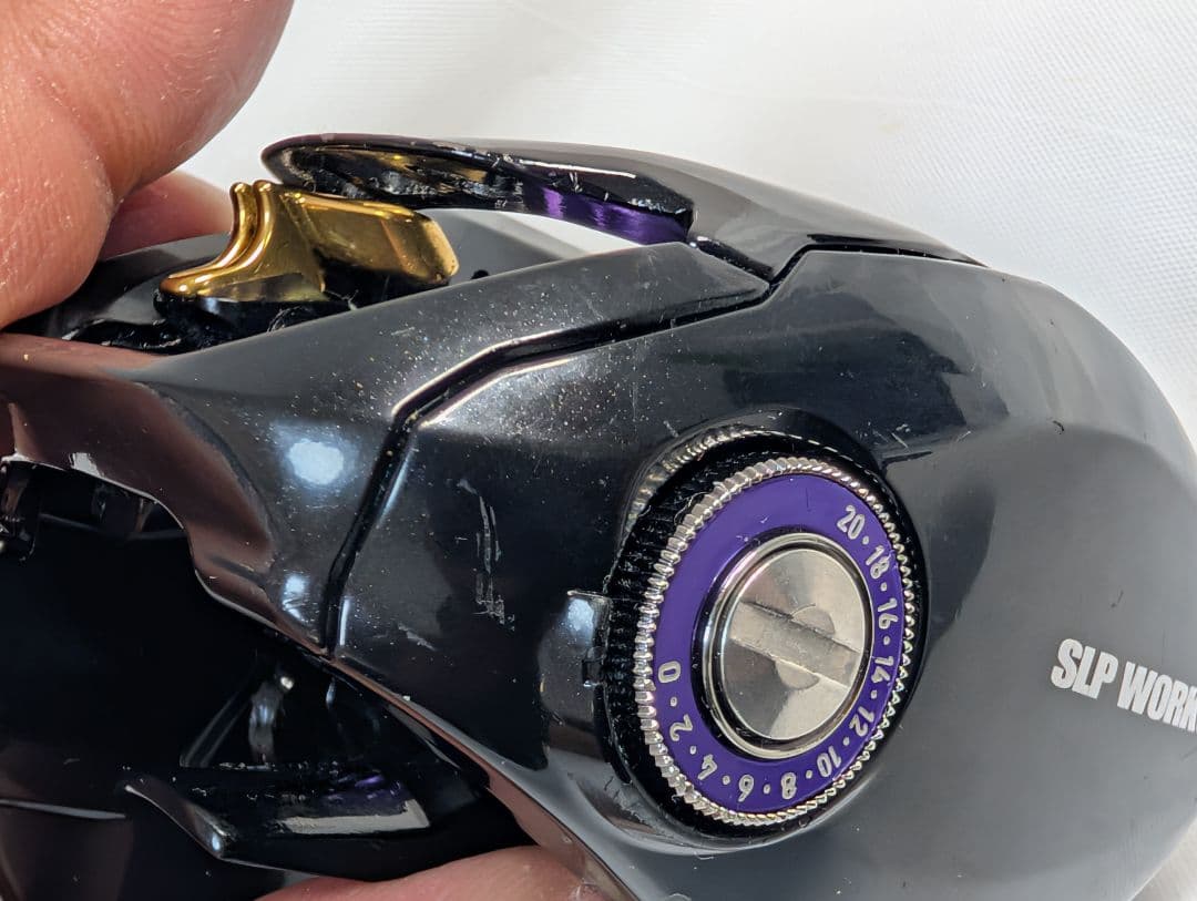 ハンドル無し　ダイワ 管400HF タトゥーラ SV TW8.1 右巻