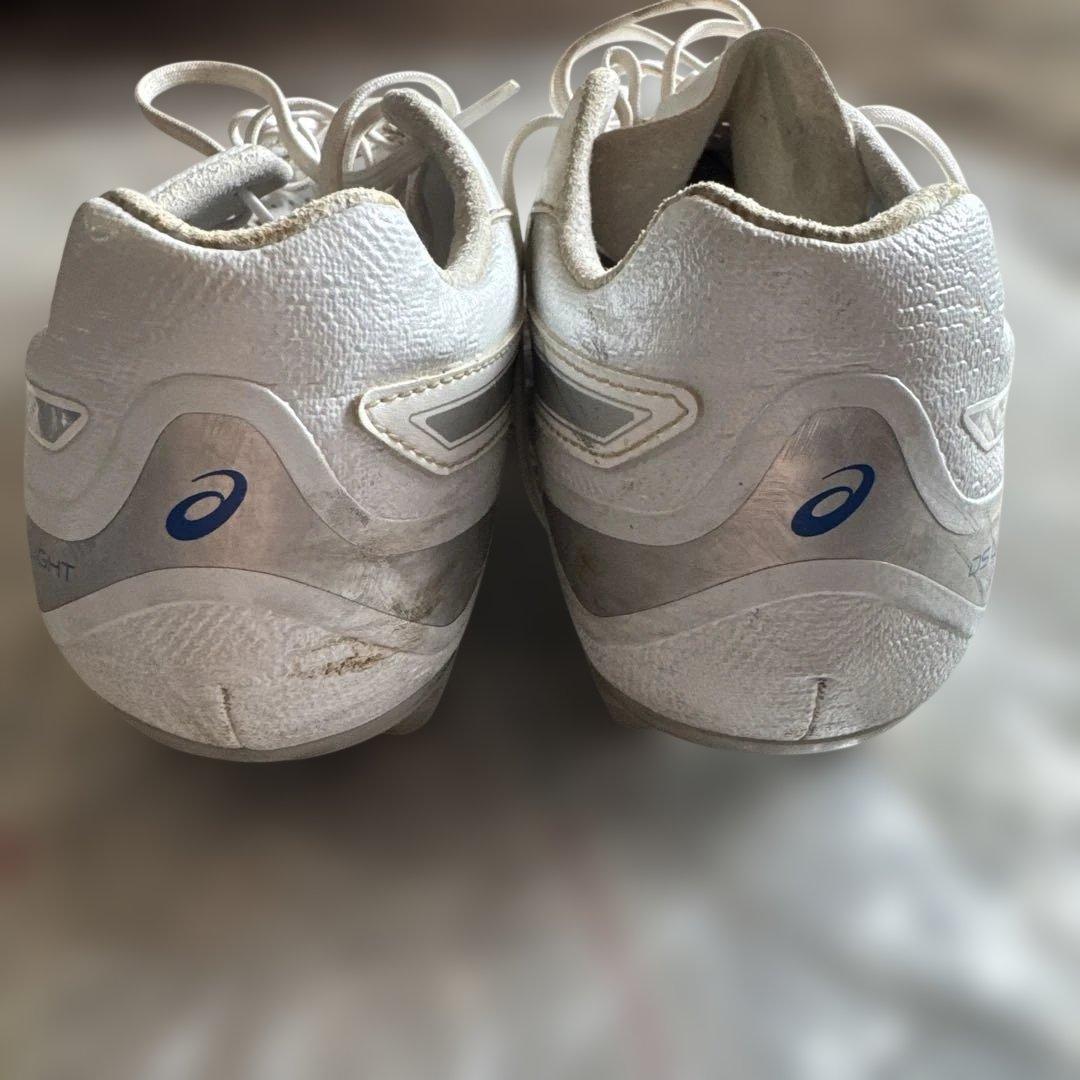 値下げ！asics DS light Whitesilver サッカー26.5