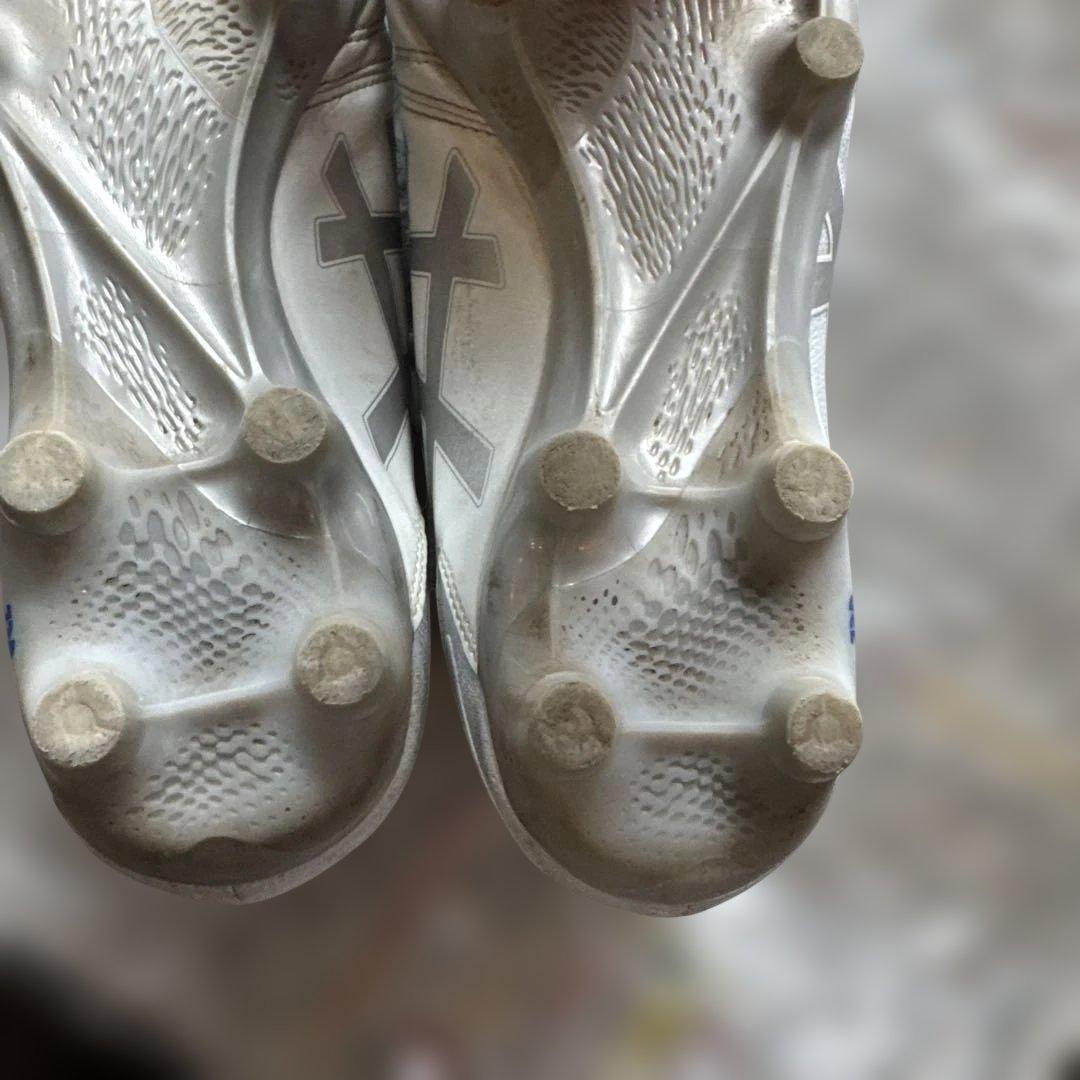 値下げ！asics DS light Whitesilver サッカー26.5