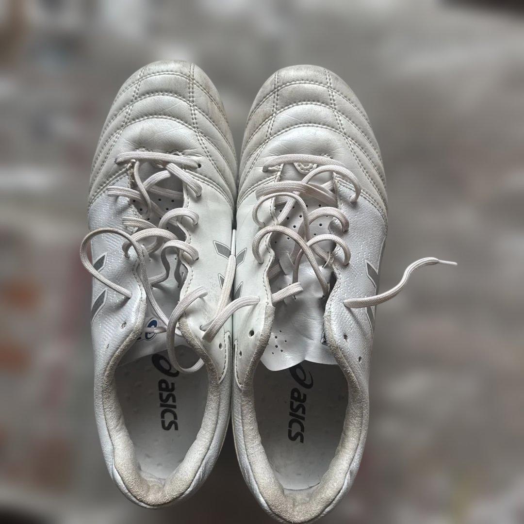 値下げ！asics DS light Whitesilver サッカー26.5