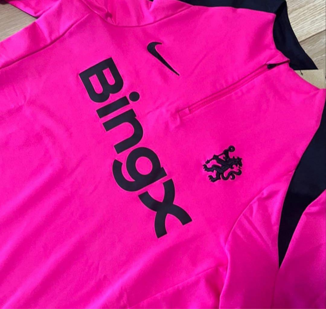 Nike ピンク 長袖ジャージ Bingx