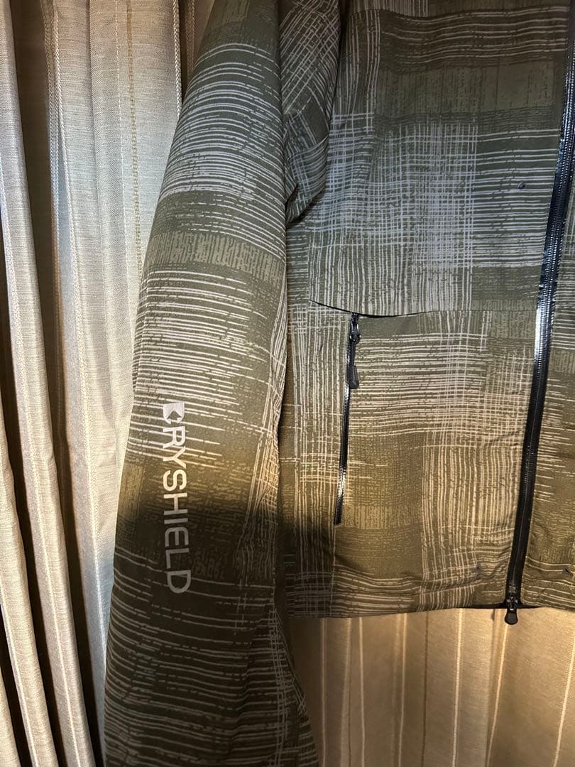 シマノ防寒着DRY SHHIElD 美品最終値下げ‼️