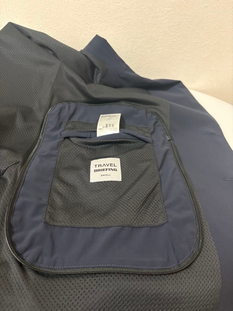 希少ブリーフィング トラベル ケットSサイズ 美品 本体収納出来ます