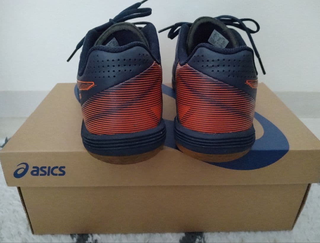 ASICS CALCITRU フットサルシューズ ネイビー/オレンジ