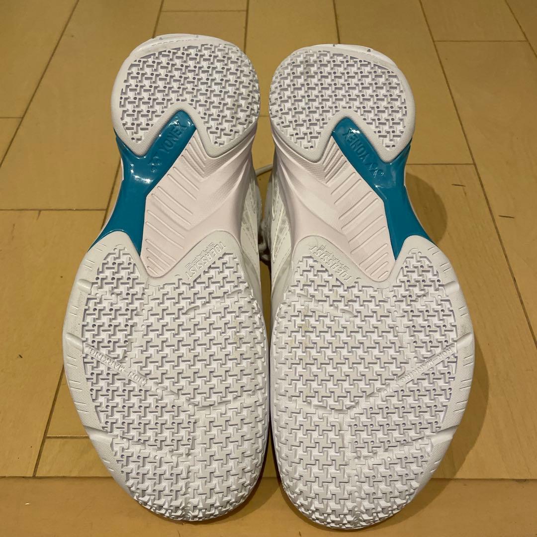 レディースバドシューズ 25cm （YONEX カスケードアクセルミッド）