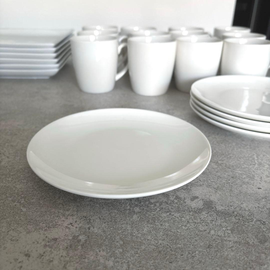 【新品】白い食器　白い皿　マグカップ　ポーセラーツ