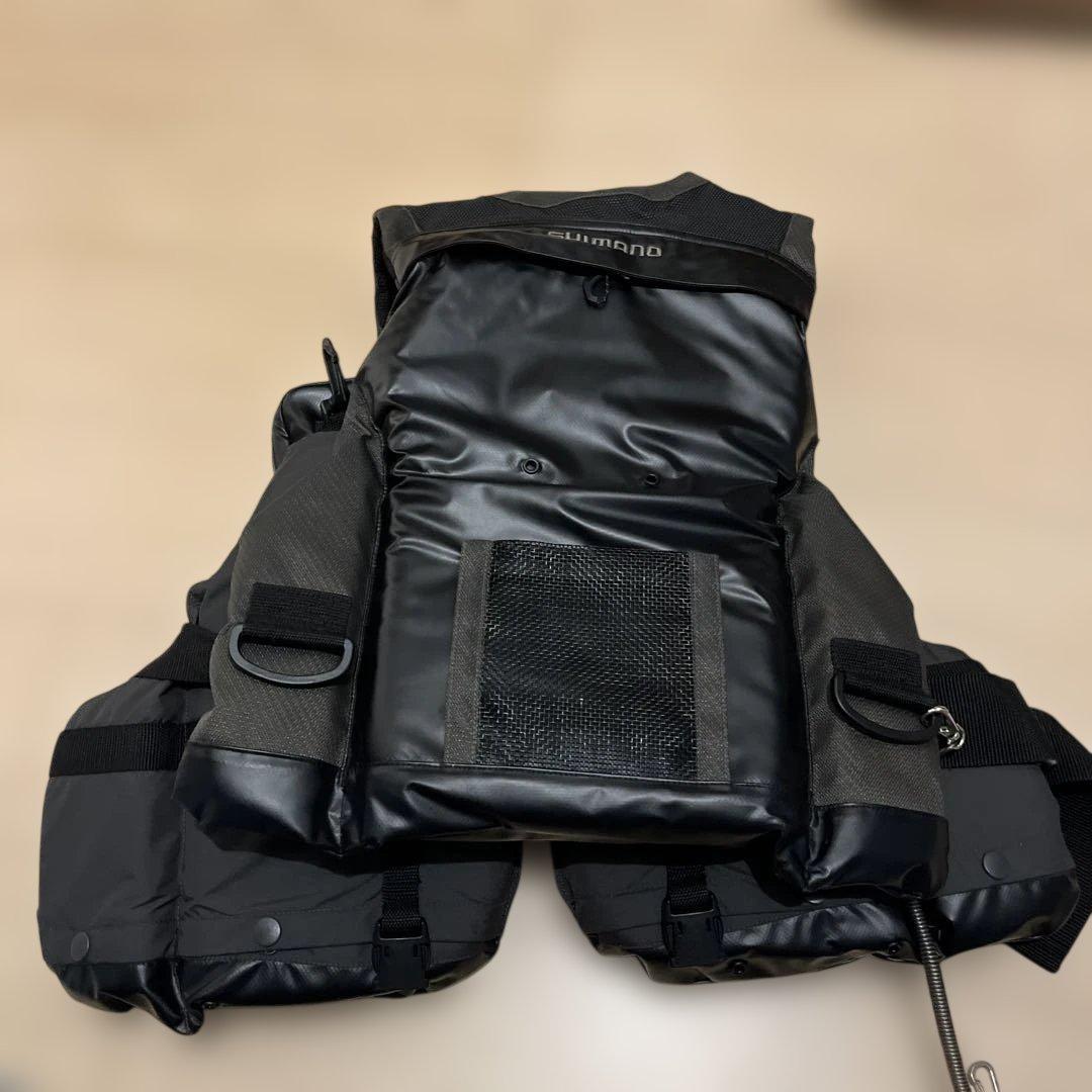シマノ　ロックトラバースベスト　VF-297Q