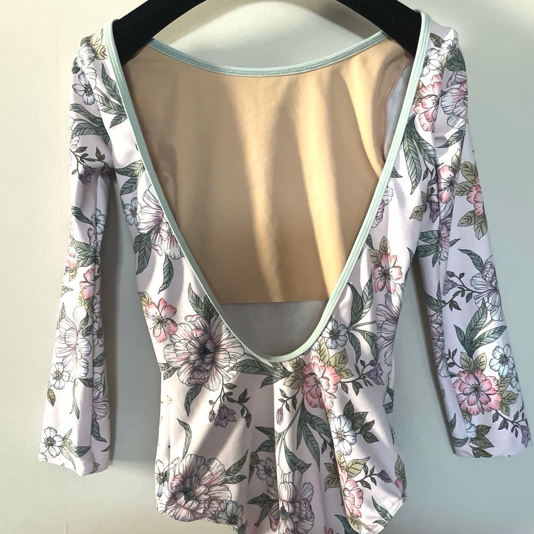 超美品 eleve バレエ　レオタード　stina unoa