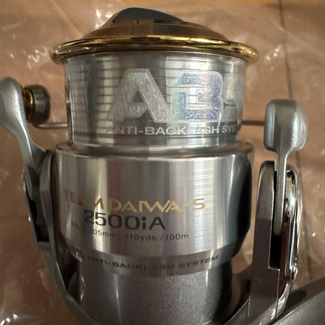 TEAM DAIWA-S 2500iA スピニングリール