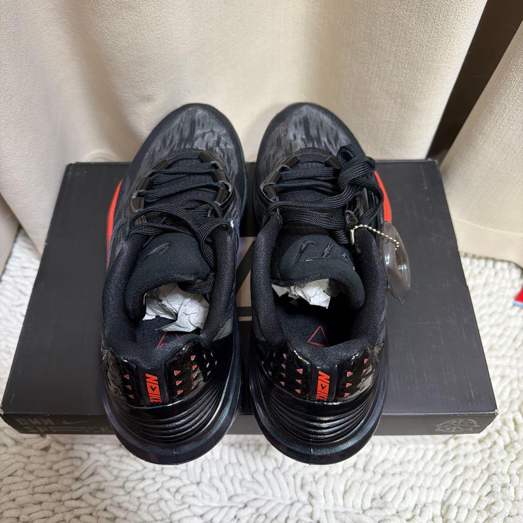 Nike gt cut2 バスケットシューズ ブラック/レッド