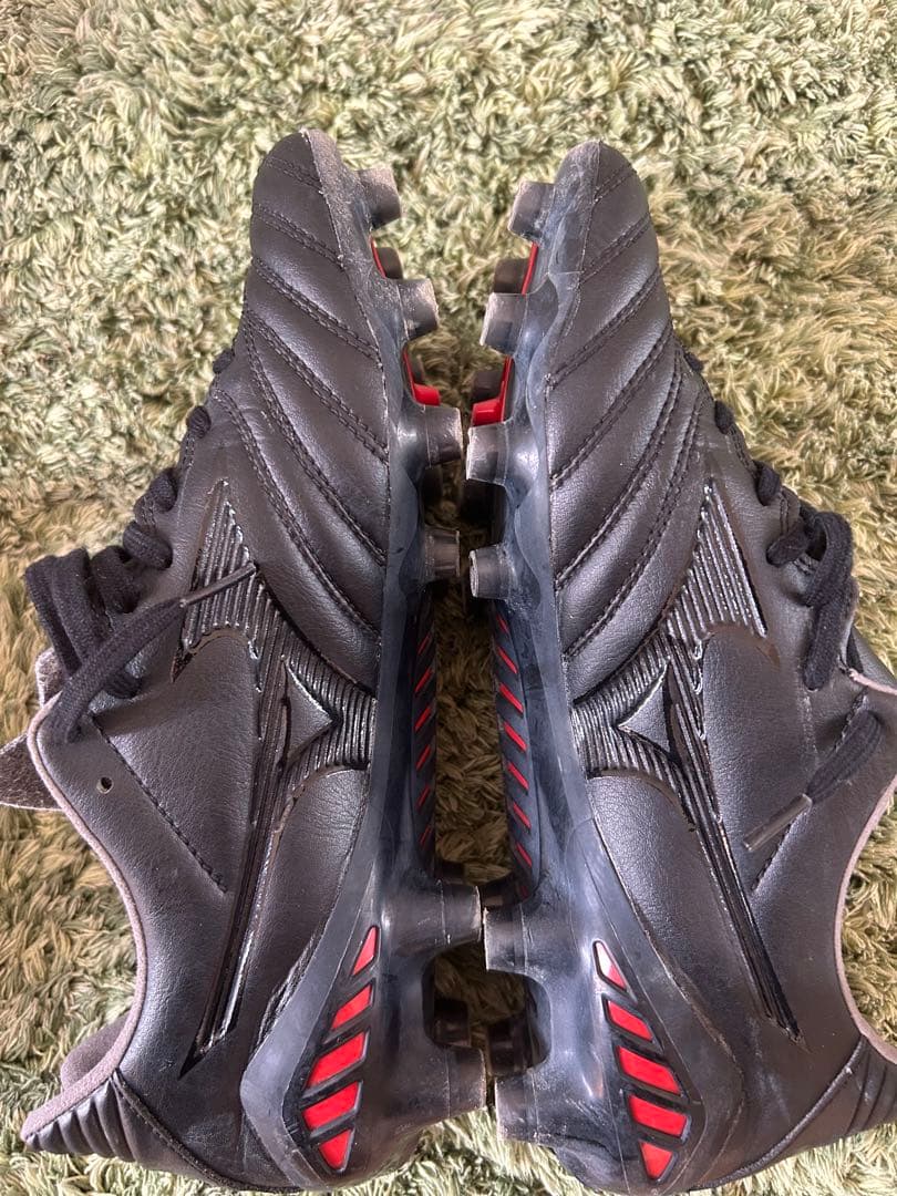 2足セット　3連休限定出品！MIZUNOモナルシーダネオ・ミズノα 24.0